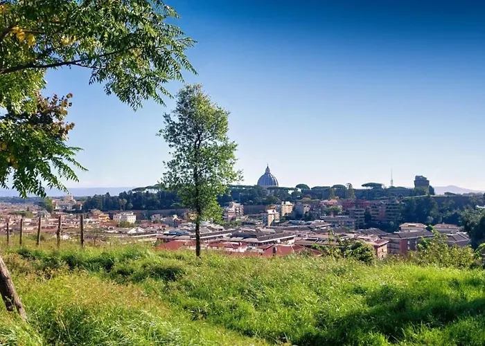 Fontana Di Trevi Apartment, 24h Check-in